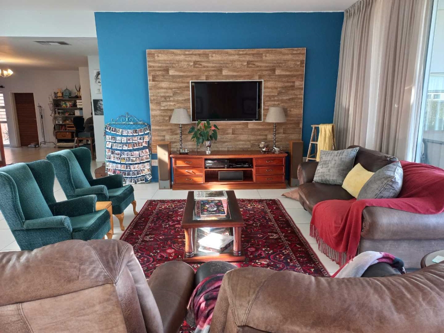 8 Bedroom Property for Sale in Keidebees Northern Cape